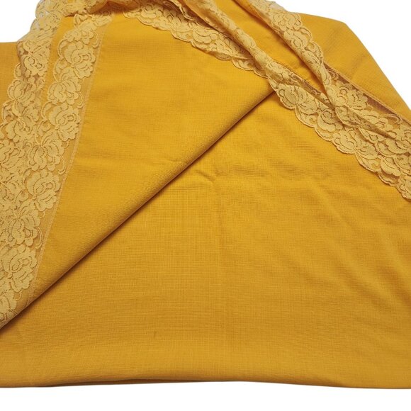 Vintage Mid Century Modern Tablecloth Danish 65 X 88 Inch Floral Lace Trim - Picture 4 of 6